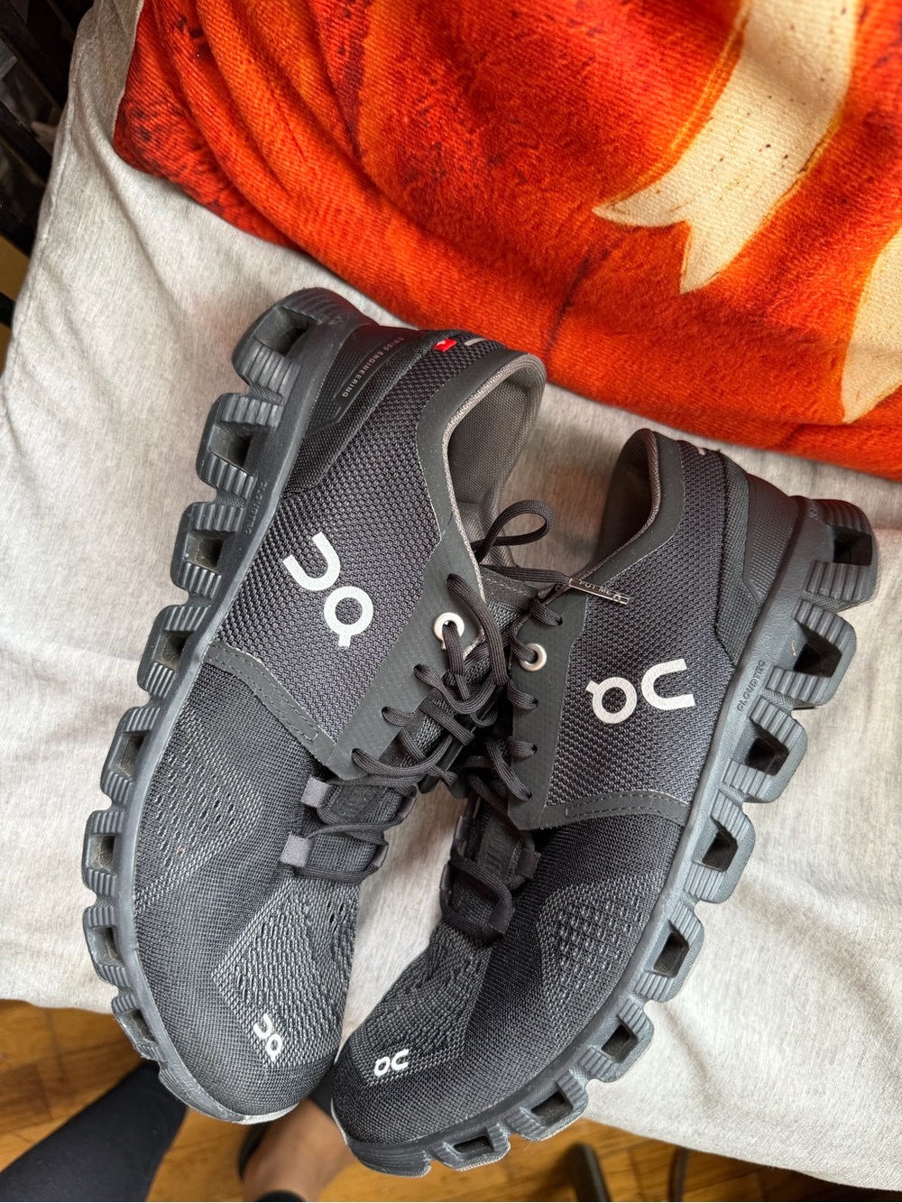 On Running Men's Cloudswift Athletic Shoes - Black